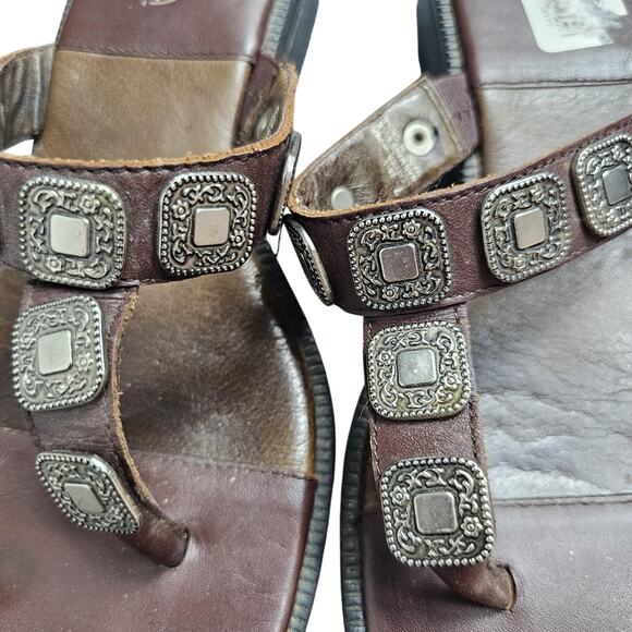 Minnetonka Sandals Womens 7 Brown Leather Western Beaded Boho Retro Medallion - Picture 4 of 8